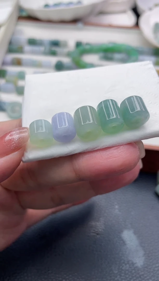 【闪购商品】定制翡翠未镶嵌珠子