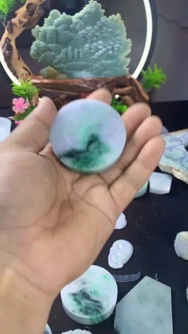 翡翠未镶嵌吊坠(不含链)翡翠