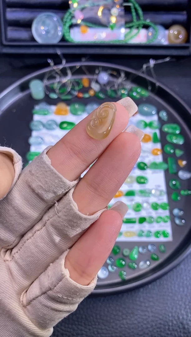 未镶嵌挂件翡翠如意