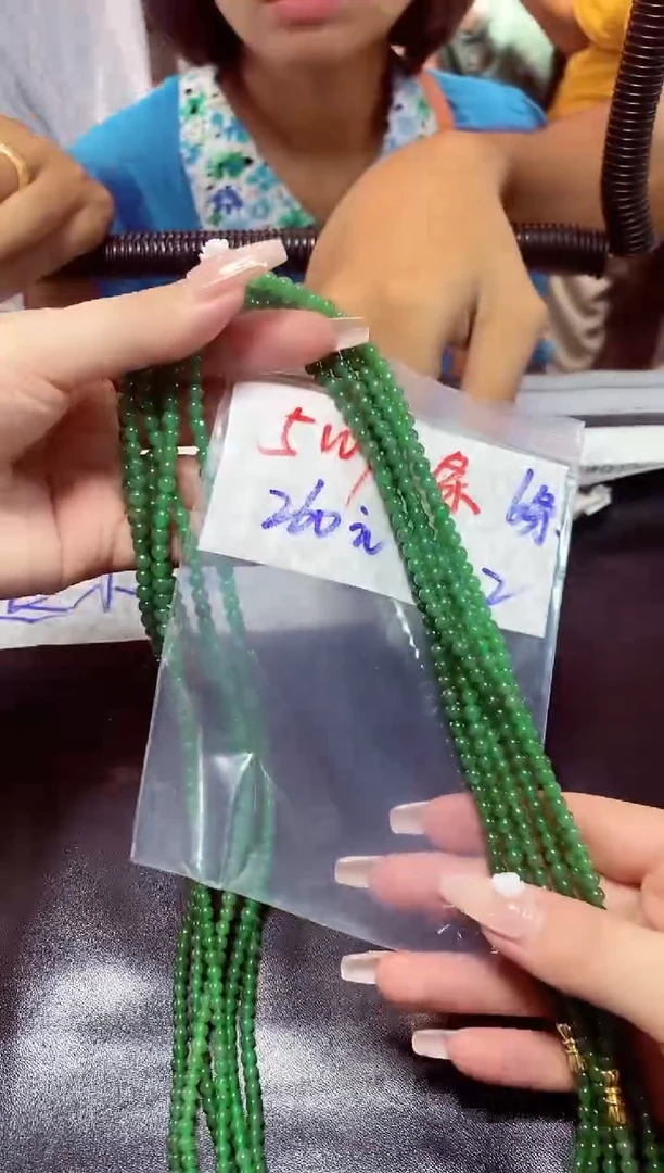 定制翡翠未镶嵌天然缅甸翡翠A货多样性发货 发一件
