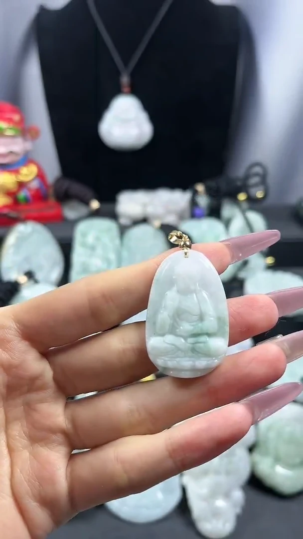 【闪购商品】翡翠颈饰未镶嵌阿弥陀佛