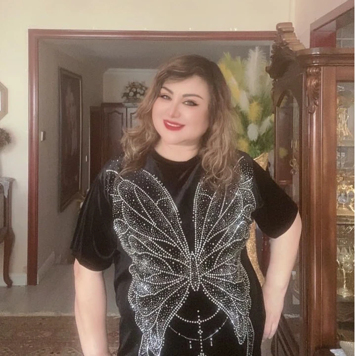 nisa大码蝴蝶钻T恤