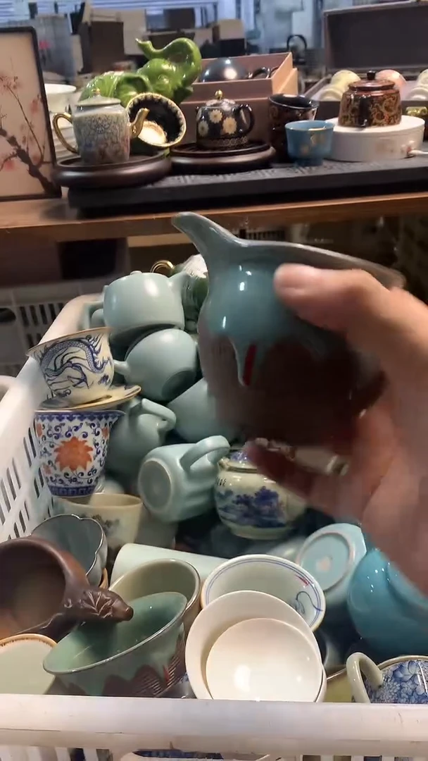 茶具茶壶、盖碗、主人杯、客杯（轻轻微瑕介意勿拍）