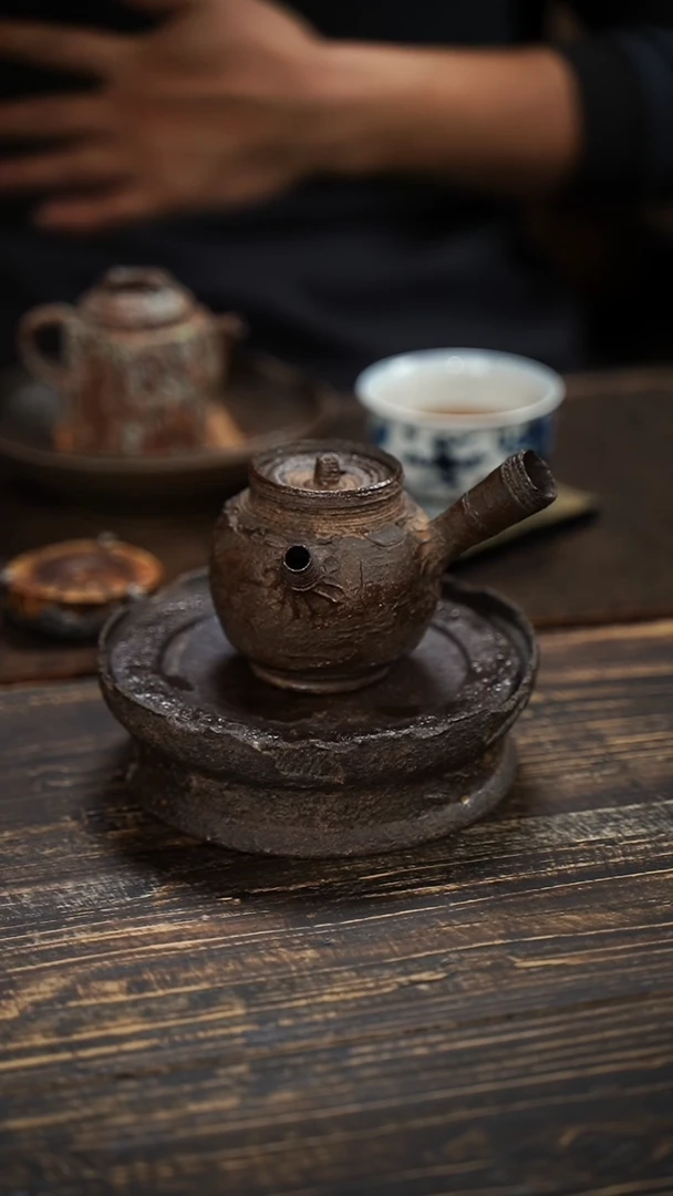 全手工制作 重工 南蛮 爆裂纹 重肌理  侧把壶 160cc