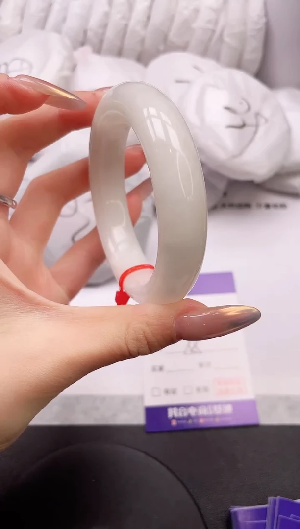 【闪购商品】和田玉手镯未镶嵌19L165-54