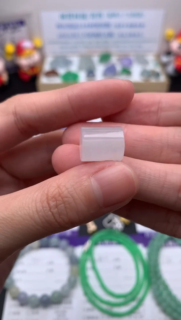 【闪购商品】定制翡翠未镶嵌模式推广期24小时鉴赏期