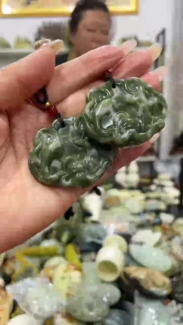 岫玉未镶嵌吊坠多样性发货其中发一件