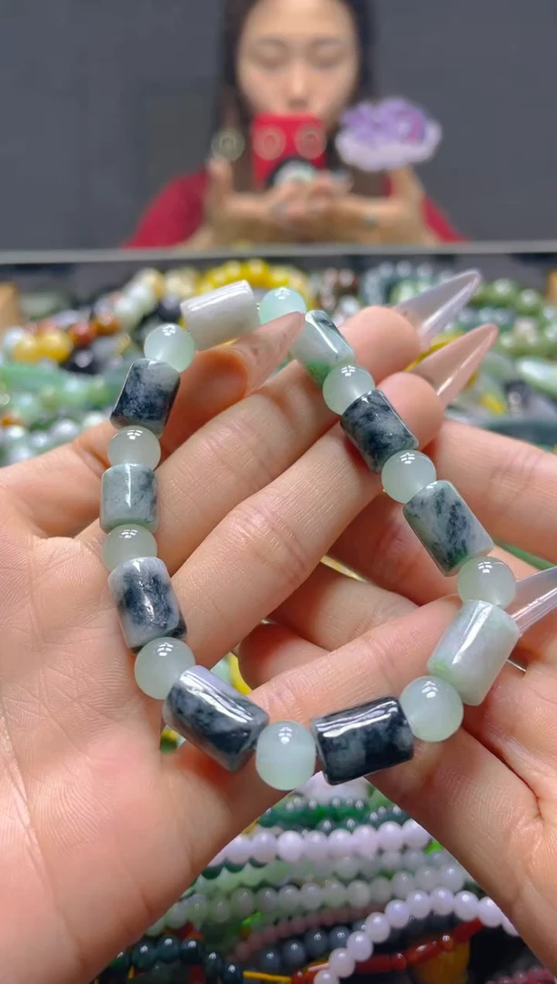 颈饰未镶嵌翡翠8MM