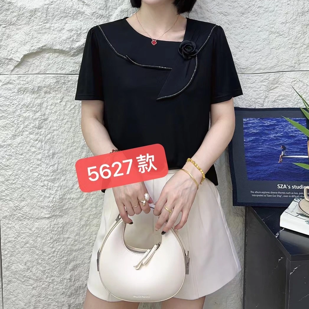 小施家气质特色领闪钻冰爽垂感显瘦斜领高品T恤5627