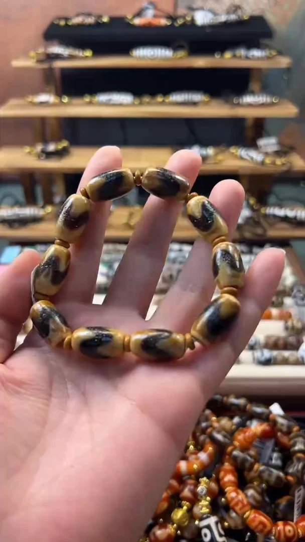 玛瑙/玉髓颈饰未镶嵌盾*68（微瑕随机发货）