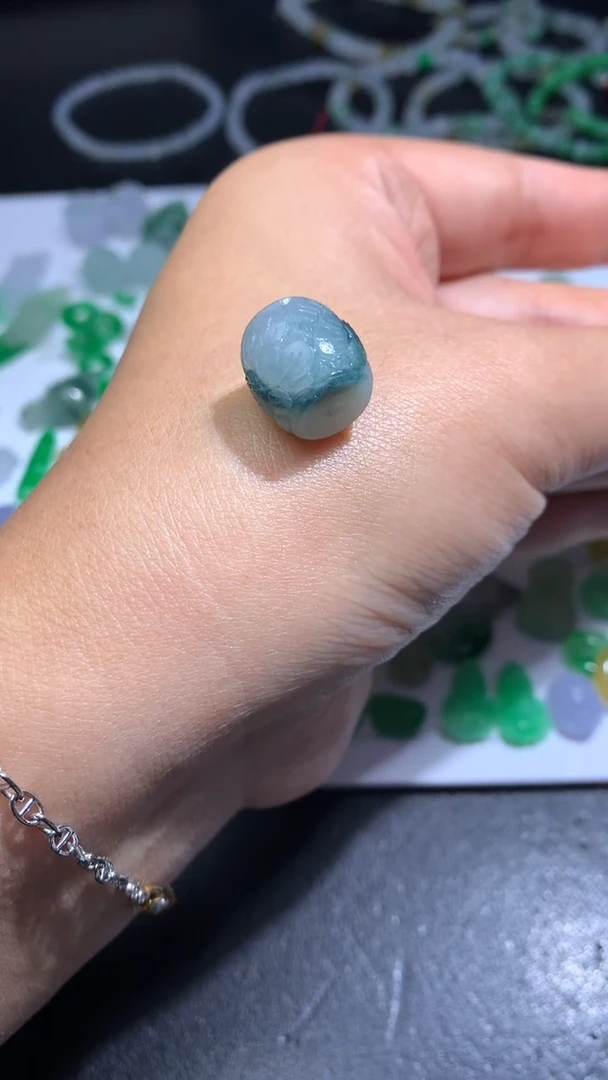 未镶嵌定制翡翠毛货