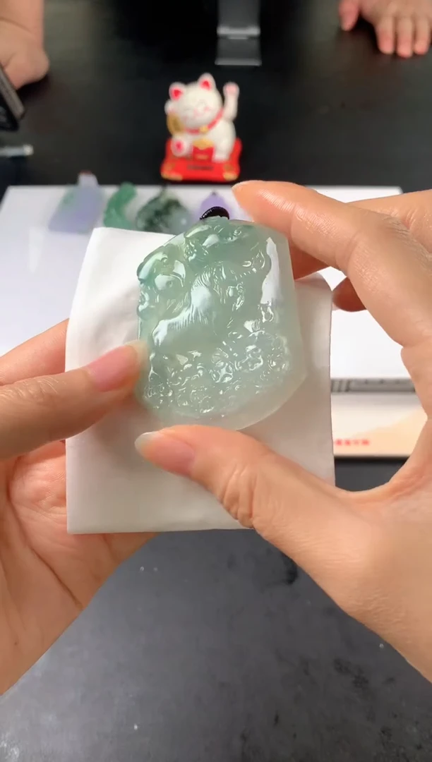 未镶嵌定制翡翠x****g毛货抛光