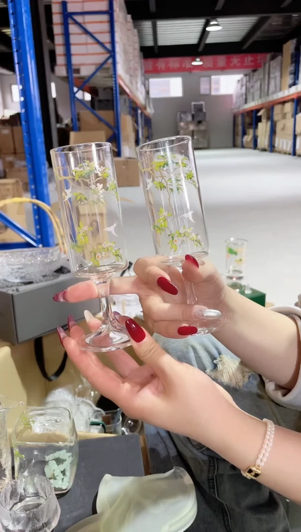 遇器猴魁杯梨花白燕拍一发二