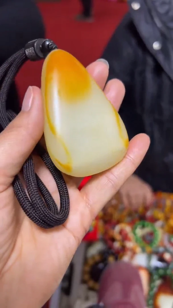 未镶嵌和田玉挂件1