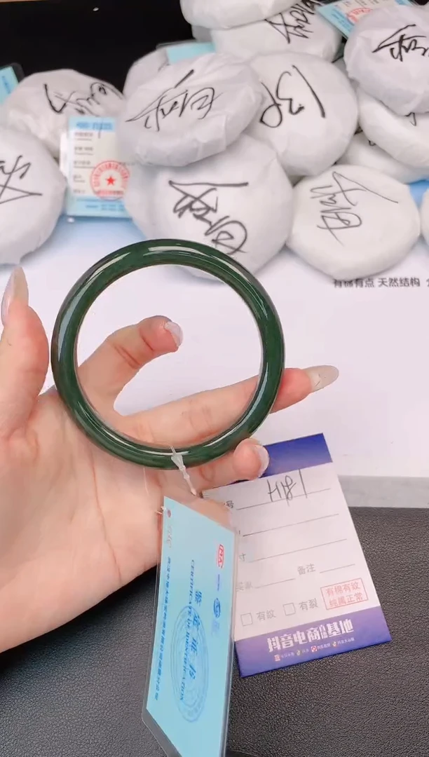 和田玉手镯未镶嵌7H181-65