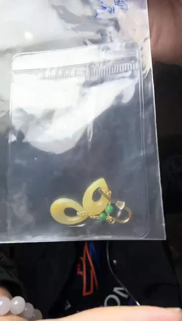 【闪购商品】翡翠吊坠(不含链)未镶嵌耳坠