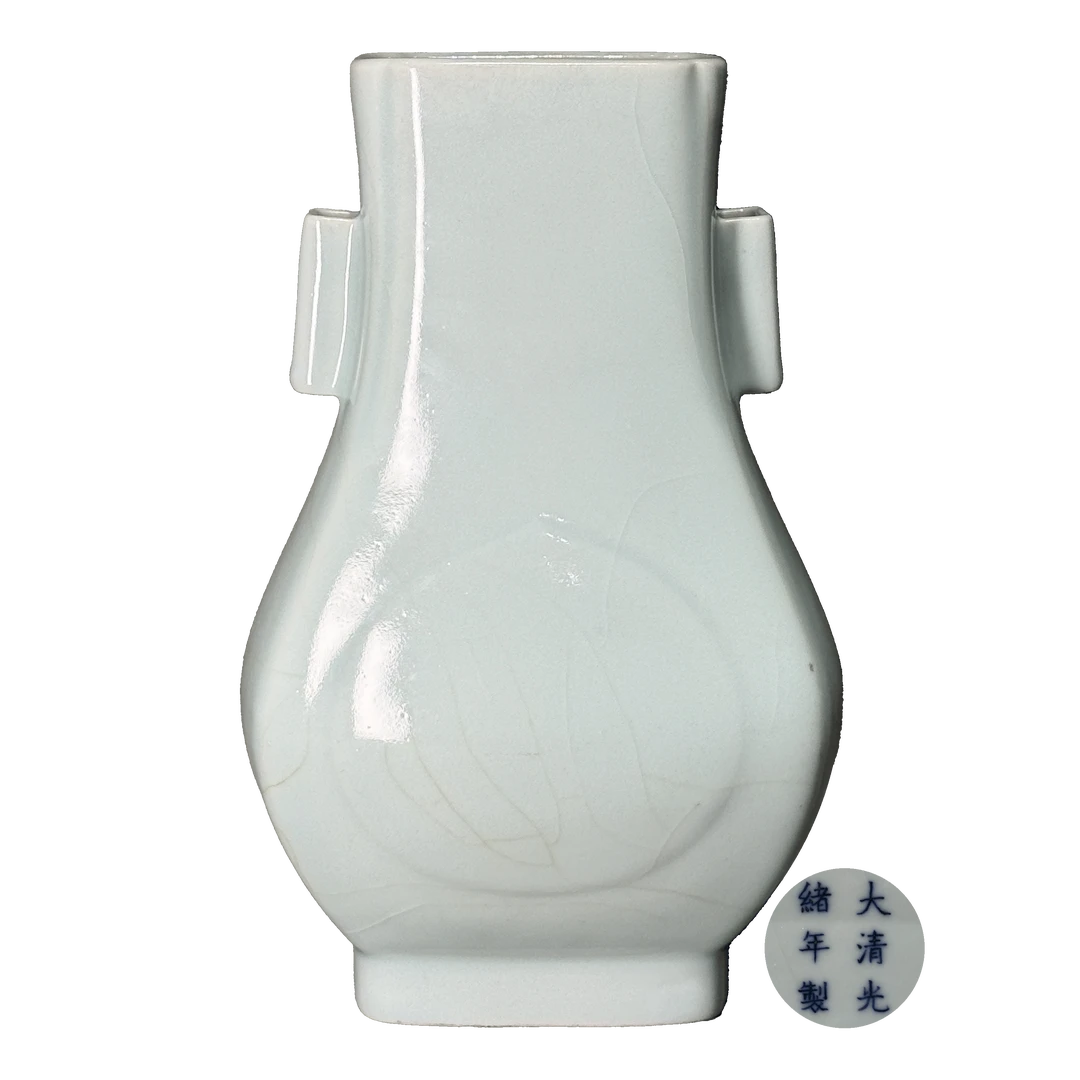 Lot1846青花”“大清光绪年制”款青釉杏园贯耳瓶25290505