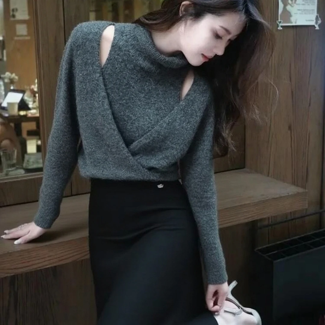 韩系早秋穿搭时尚洋气上衣设计感小众慵懒风高级感灰色针织毛衣女