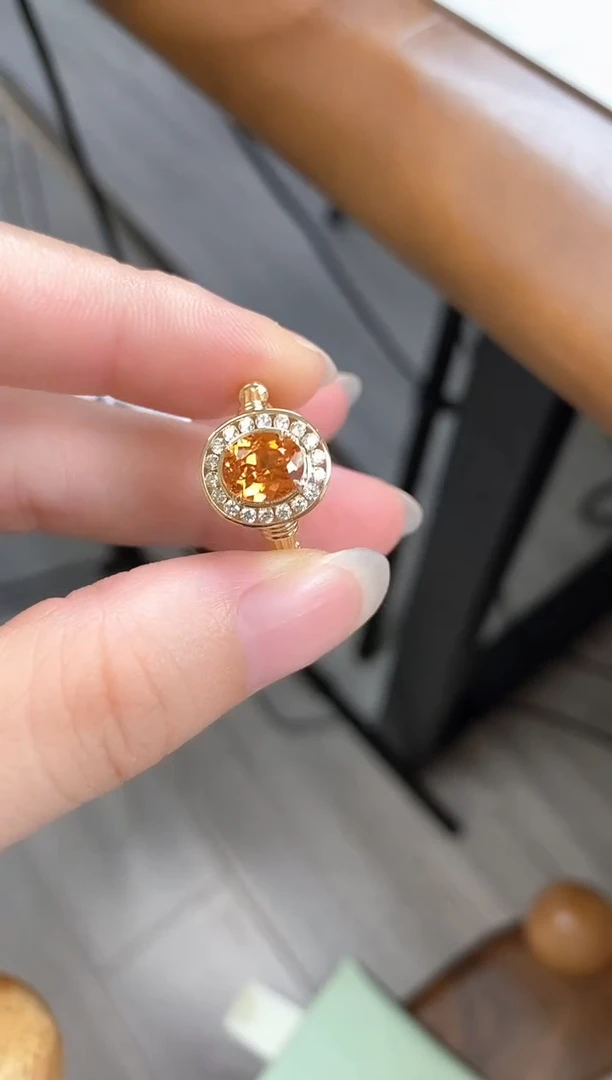 石榴石（芬达石）戒指18K金镶嵌主石2.08克拉