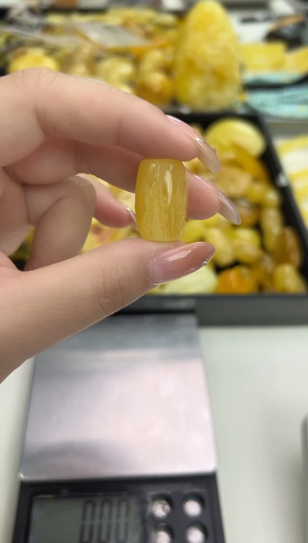 裸石琥珀未镶嵌琥珀蜜蜡吊坠