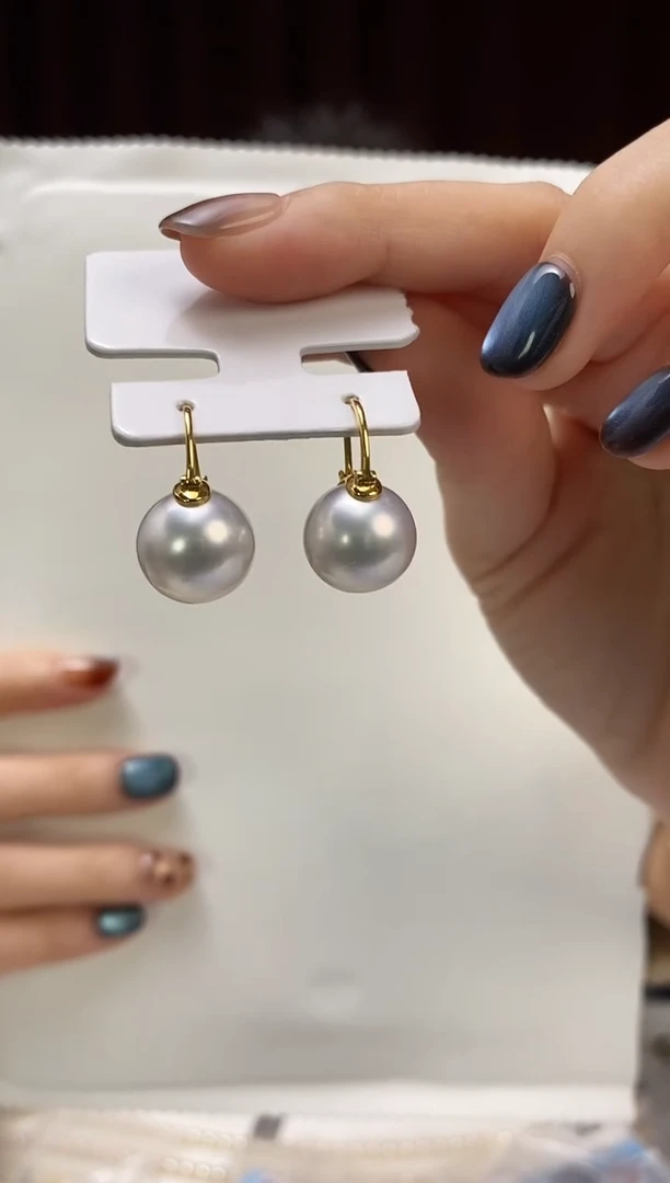 18K金镶嵌耳饰海水珍珠12-13澳白珍珠耳饰