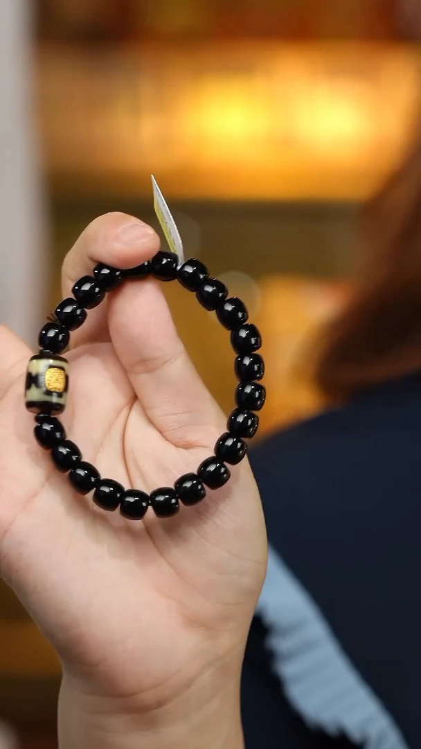 玛瑙/玉髓（覆膜）颈饰18K金镶嵌多宝手串多样性发其一