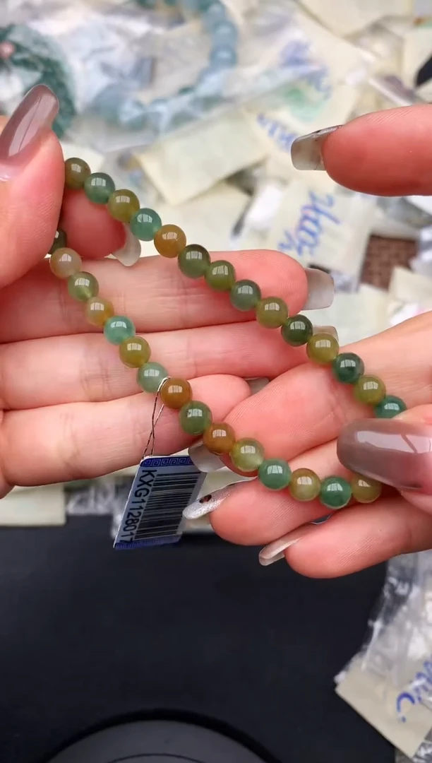 未镶嵌挂件翡翠—