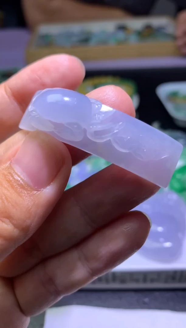 定制翡翠未镶嵌毛货