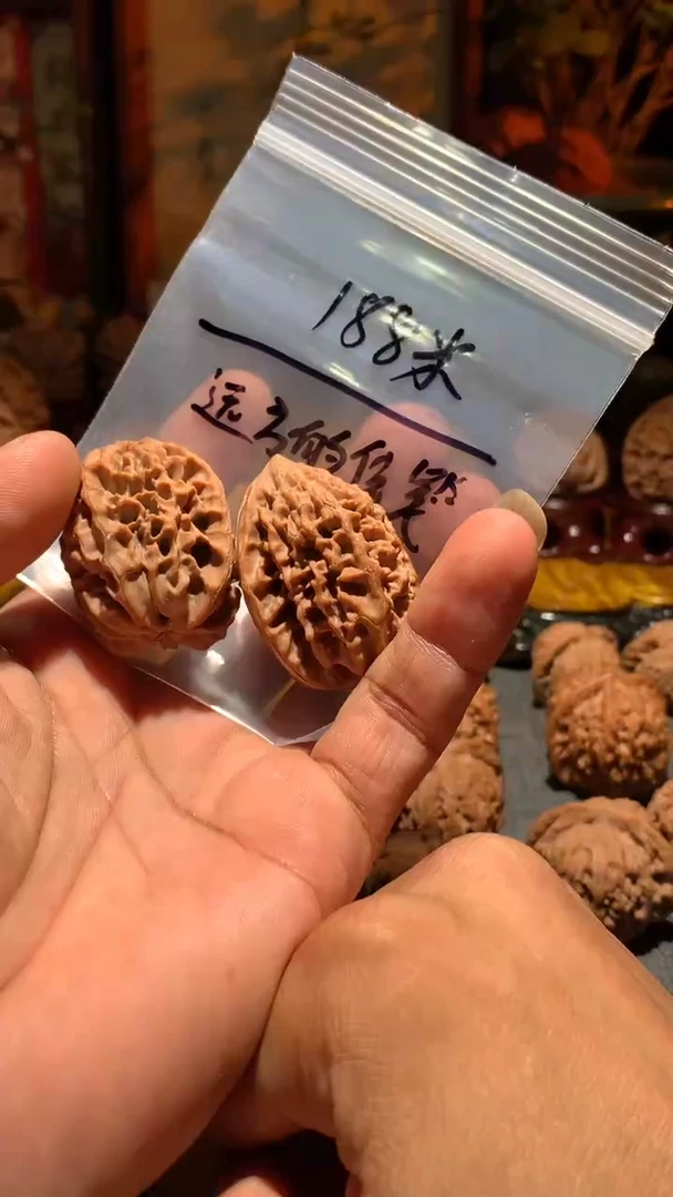 把件桃核远***笺丰泰文玩  招财鼠   34 尺寸左右