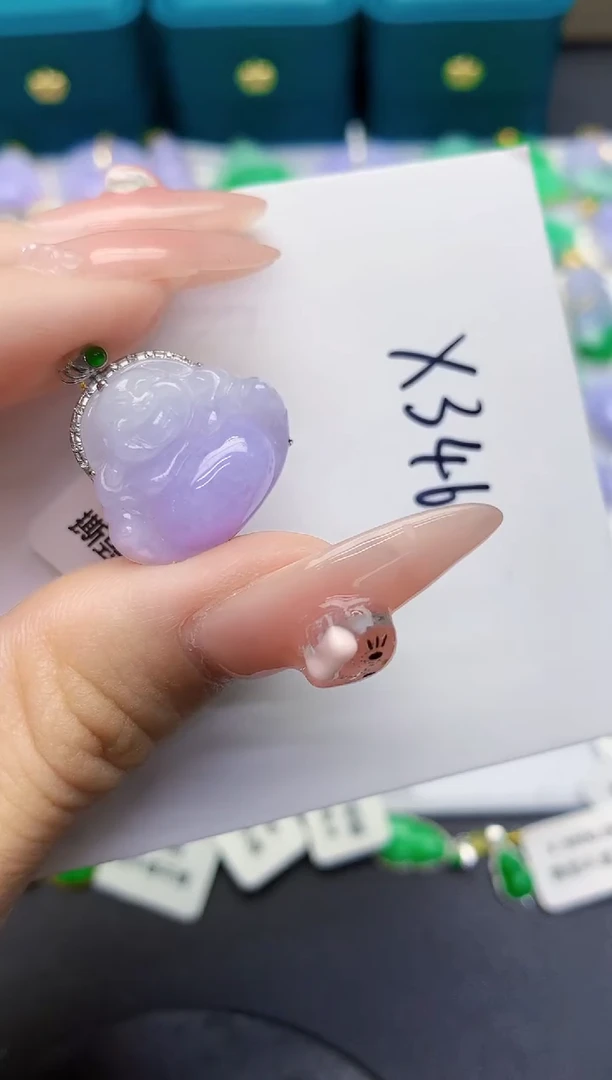 颈饰18K金镶嵌翡翠缅甸天然翡翠A货