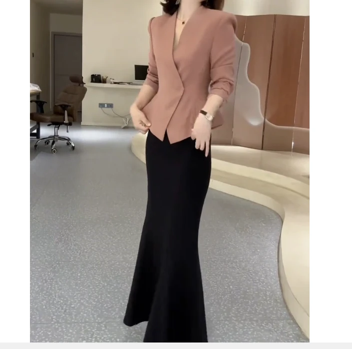 2025夏季新款网红同款洋气减龄气时尚上衣半身裙女漂亮XS