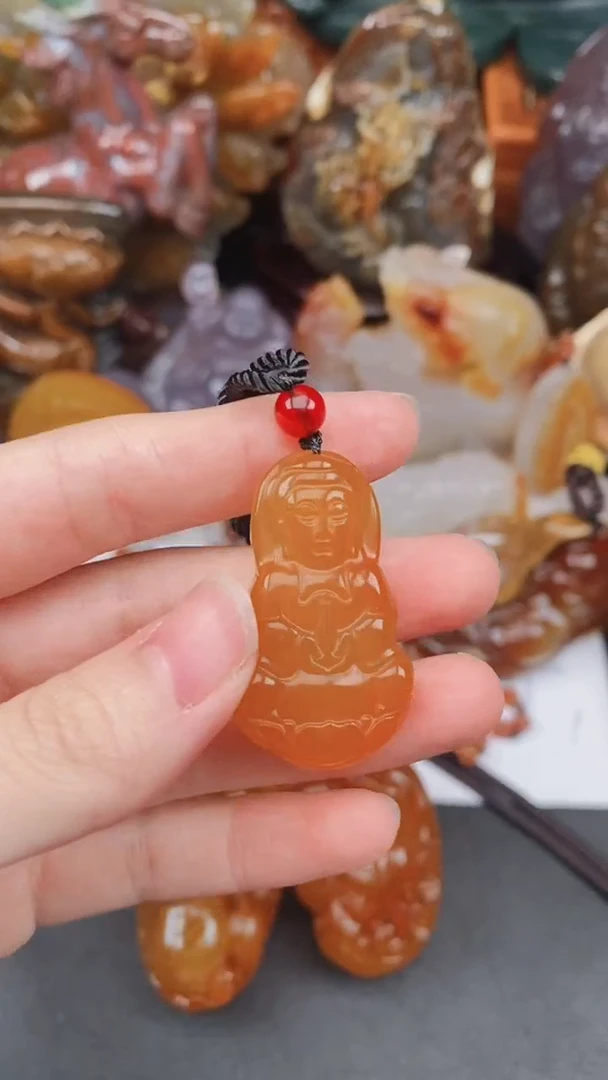 未镶嵌颈饰玛瑙/玉髓AA