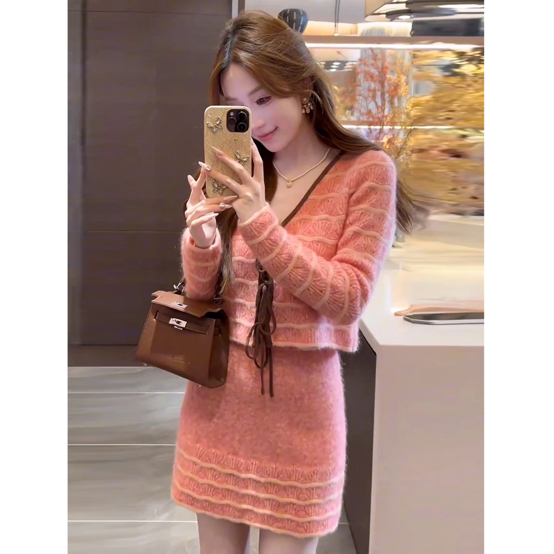 法式小香风甜美气质粉色针织套装女2025秋季新款短款上衣短裙套装