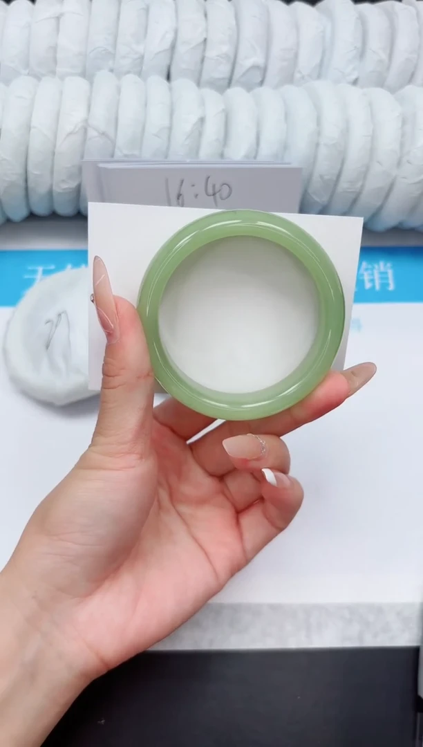 石英质玉手镯未镶嵌169-55NYG