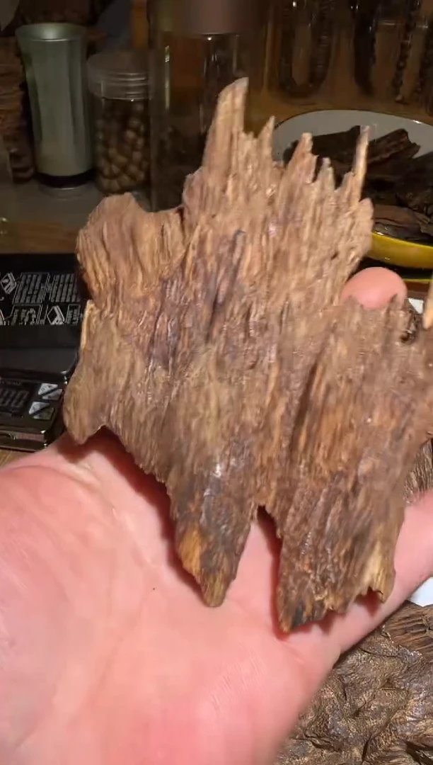 沉香沉香碎屑达拉干37.8克