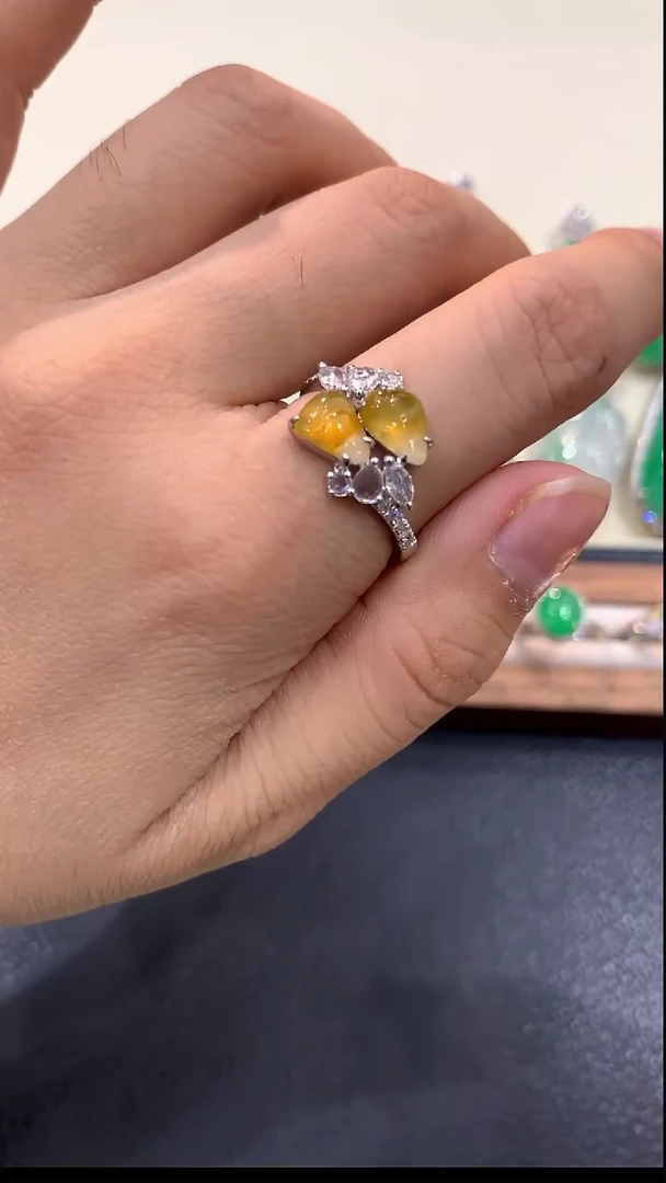 18K金镶嵌戒指翡翠69-戒指