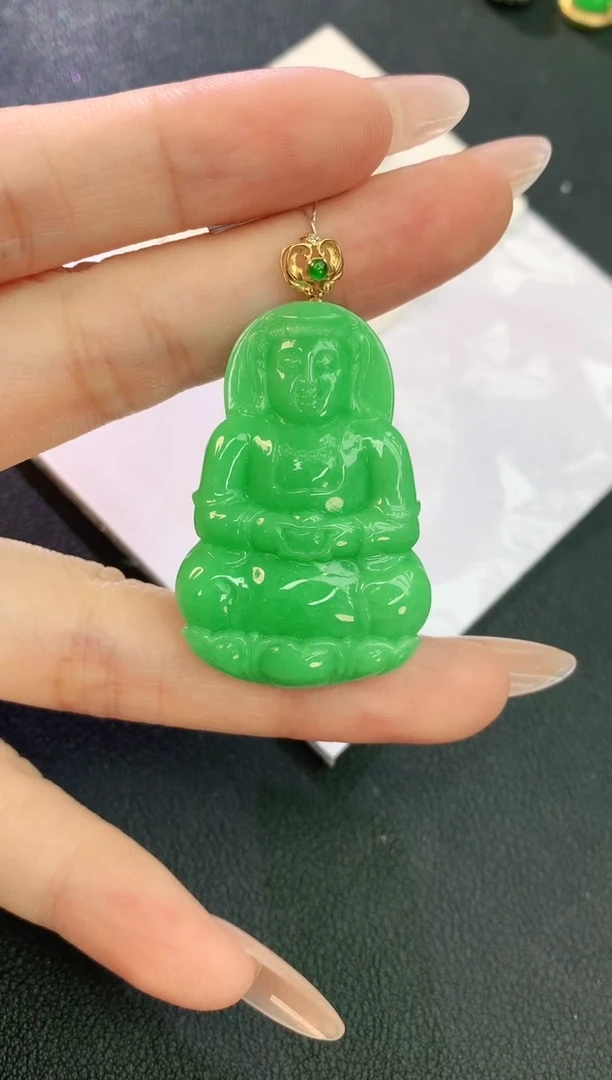 颈饰18K金镶嵌翡翠赠礼盒证书 麦麦