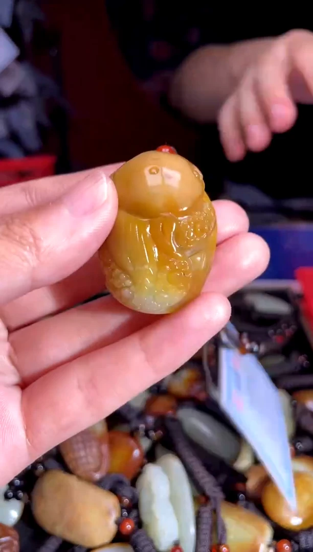 和田玉未镶嵌挂件1