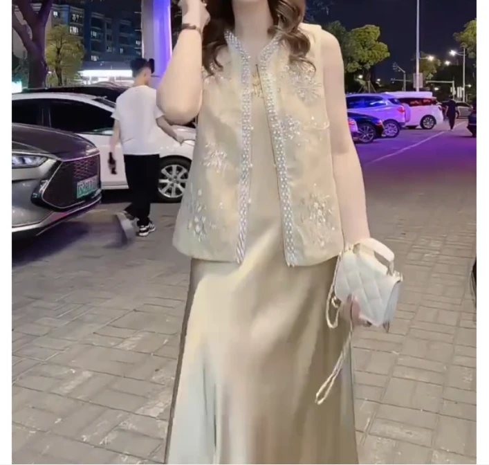 2025夏季新款网红同款洋气减龄韩版爆款马甲裙子两件套女时尚-人