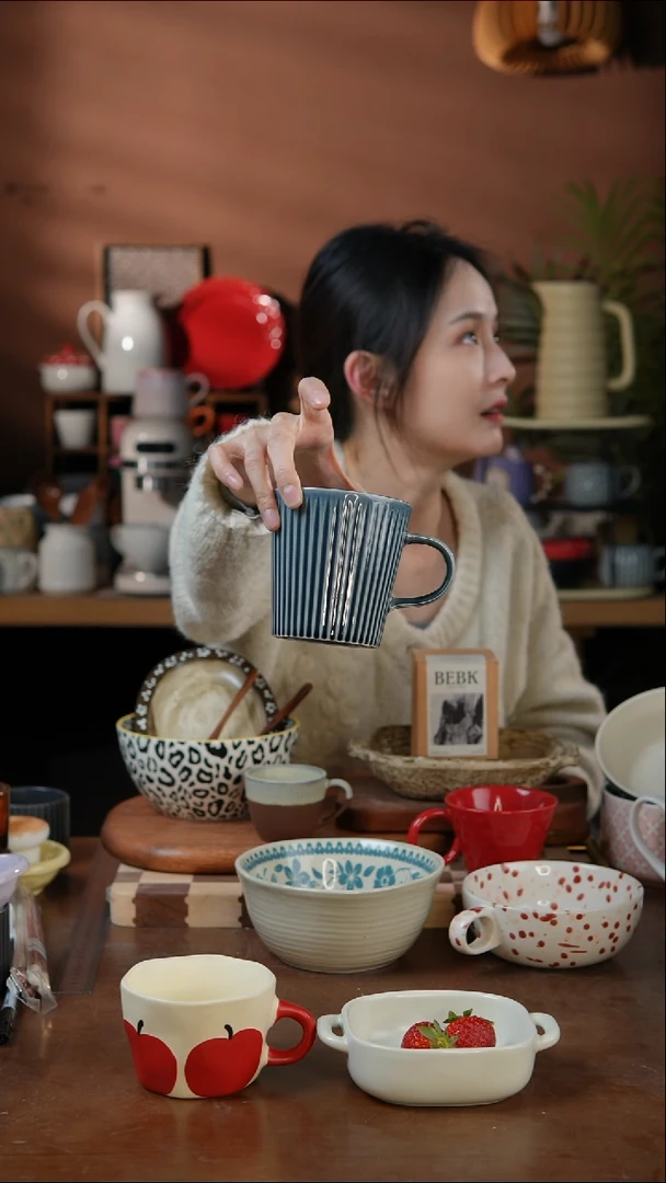 瓷片窑变蓝色竖条水杯 微瑕 凑满20发货