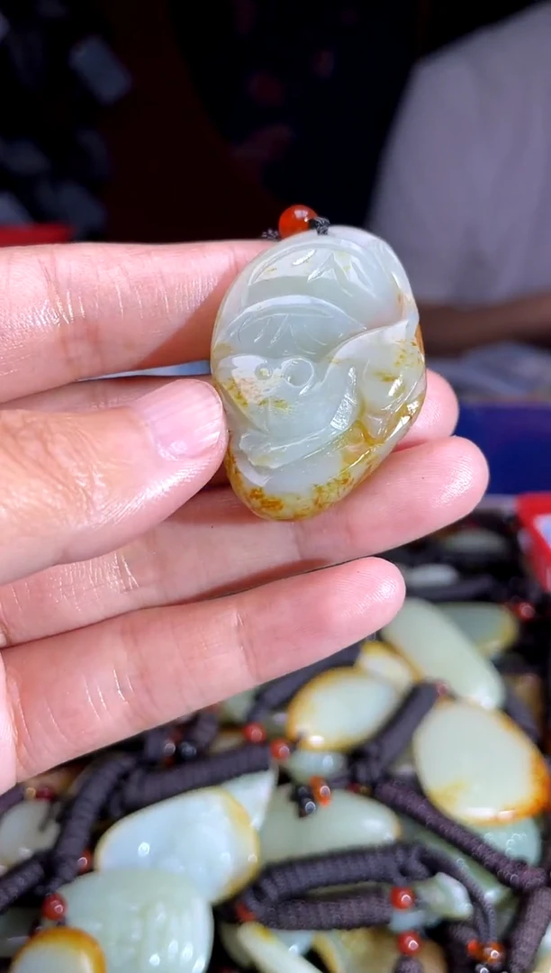 和田玉未镶嵌挂件1