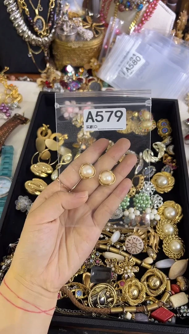 合金无铜合金579 中古首饰都有瑕疵 请确认好在拍！