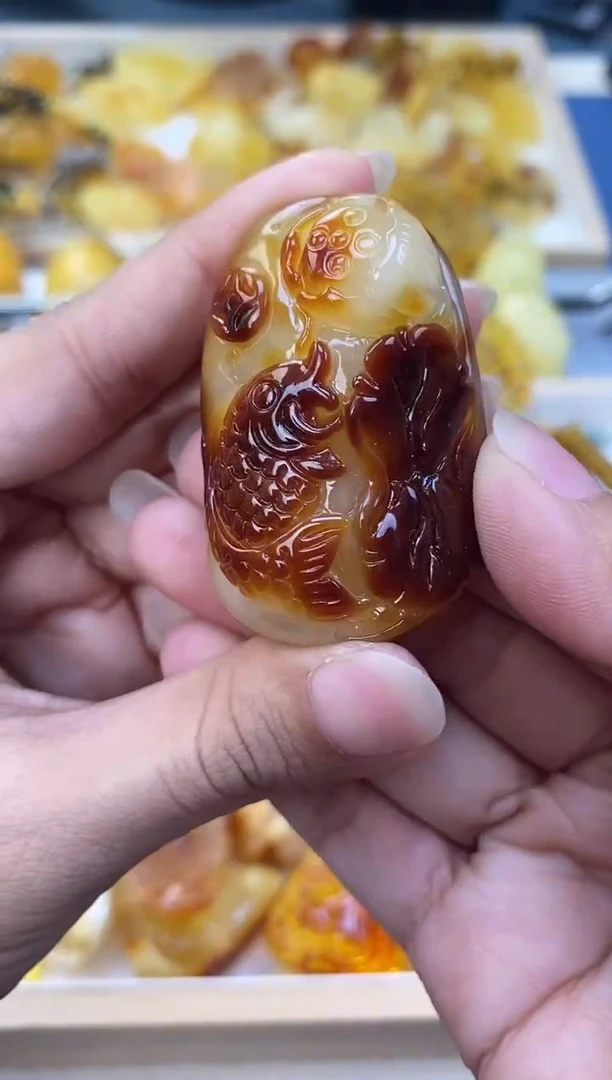 未镶嵌琥珀裸石琥珀蜜蜡