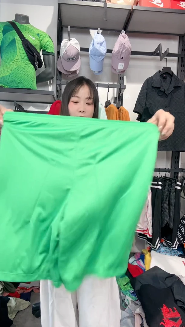 1120编码 瑕疵款直播间过款为准 尺码M