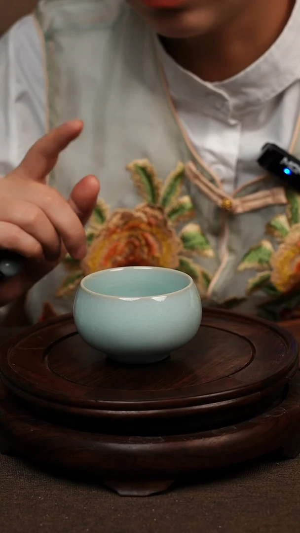 瓷片天青色罗汉杯 100ML微瑕不带礼盒