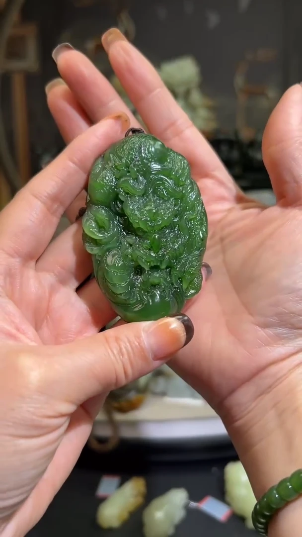 未镶嵌和田玉挂件挂件