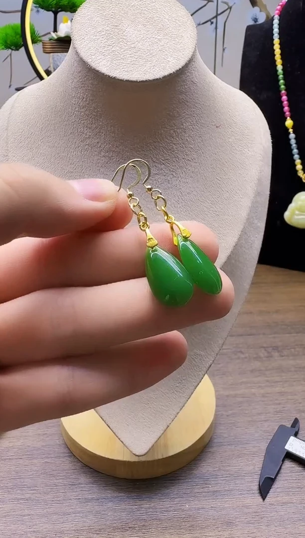 和田玉14K金镶嵌耳饰E119