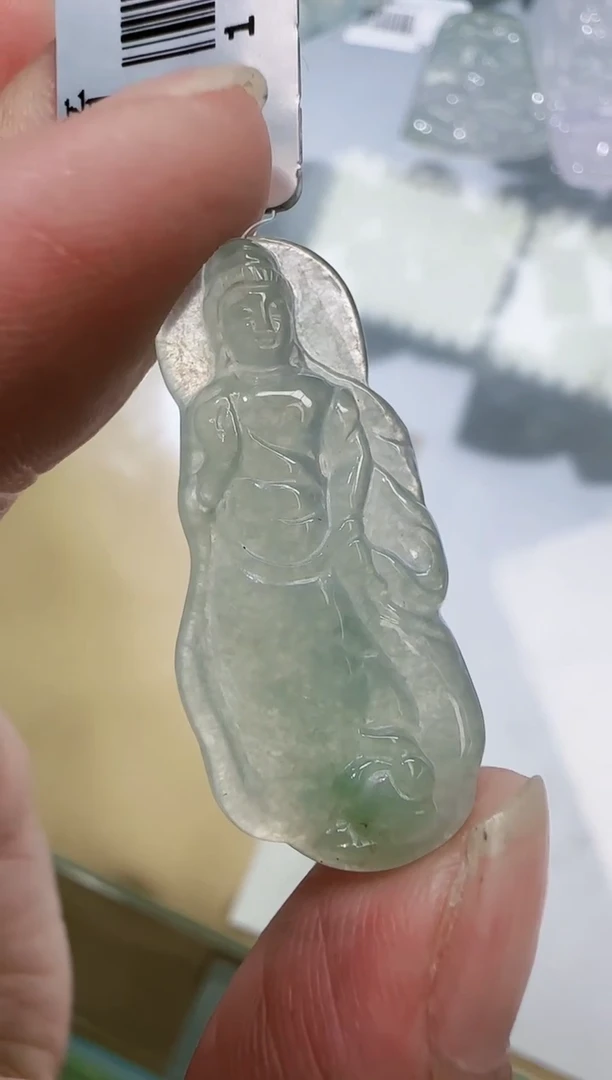 翡翠未镶嵌颈饰缅甸a货翡翠