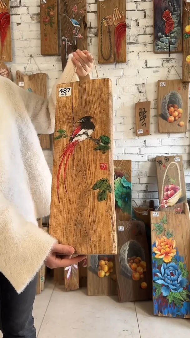 【闪购商品】桃核吊坠487号核桃门板画