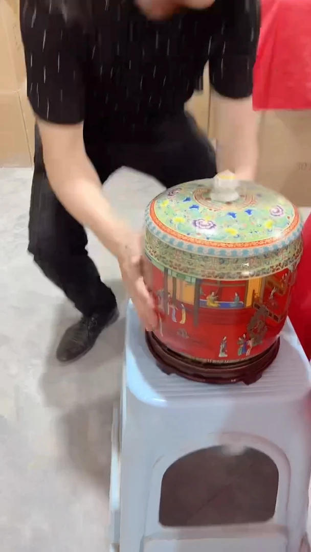 瓷片景德镇陶瓷储存罐红色